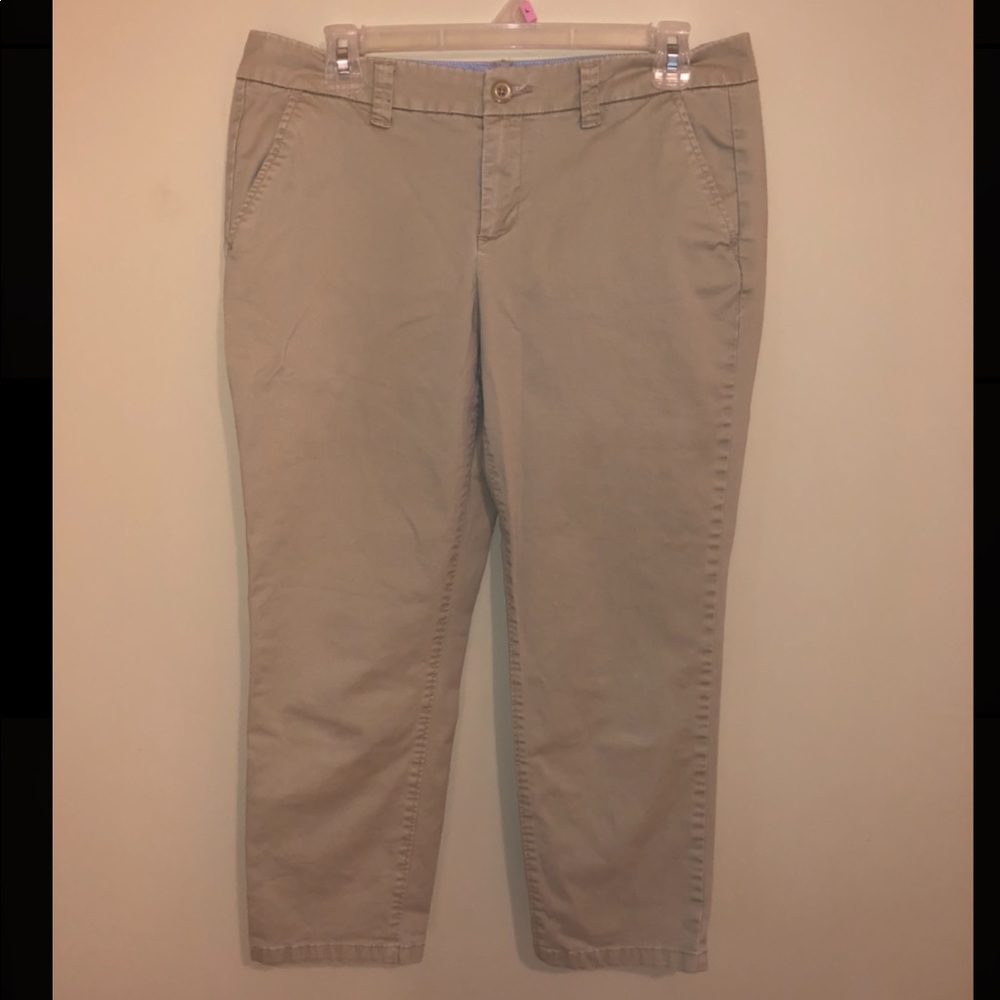 Stylus Khaki Capris